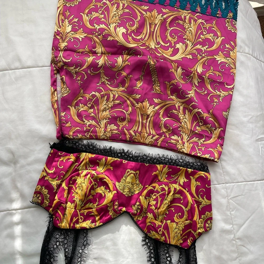 Versace Pink and Gold Baroque Mini Skirt with Blue Fringe - Picture 7 of 9
